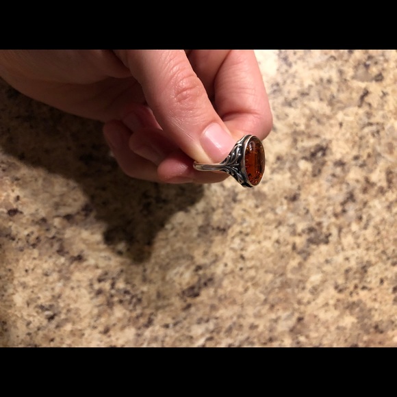 Sterling silver amber ring - Picture 3 of 4